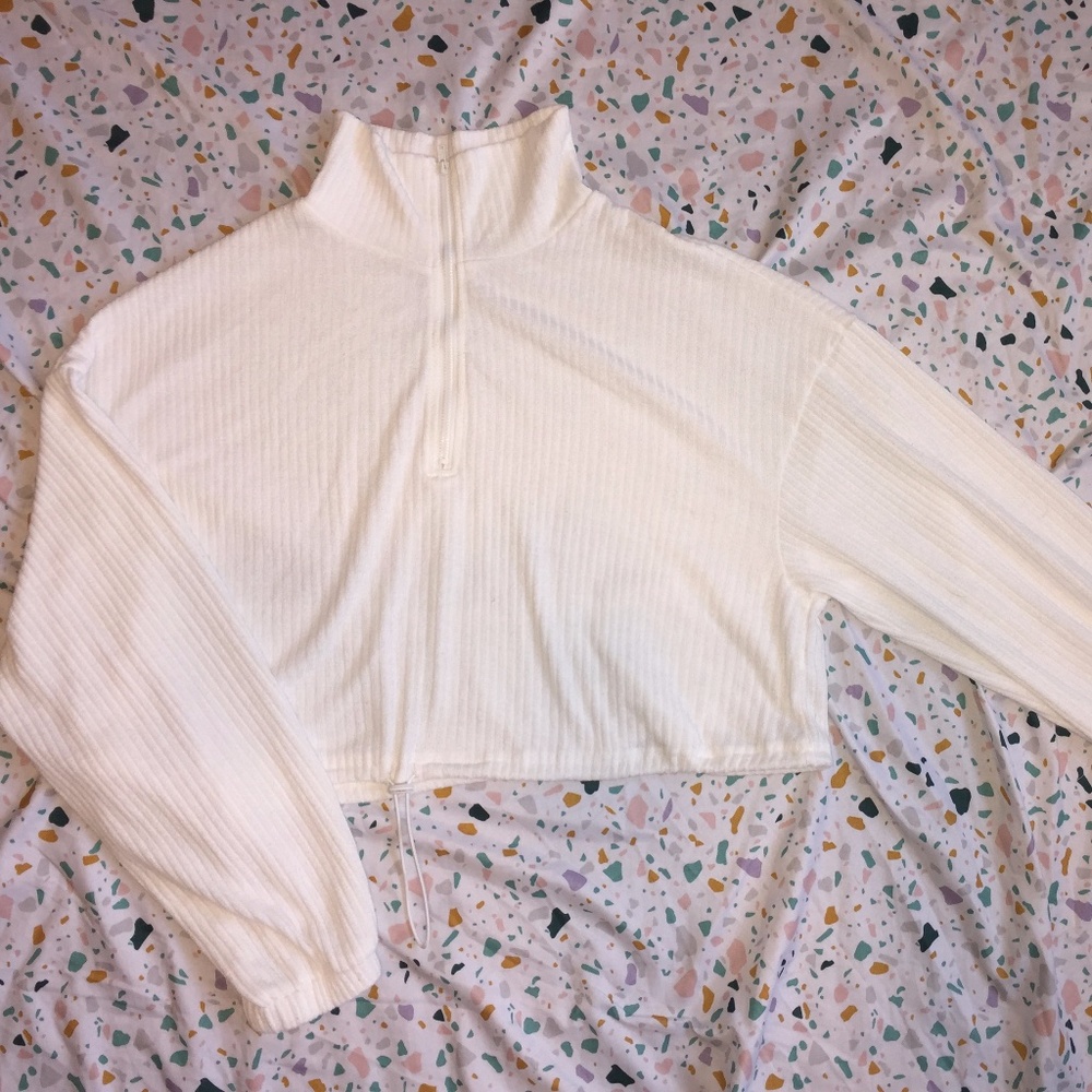 Semi cropped - half zip